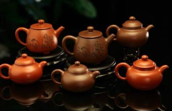 茶藝中的紫砂壺