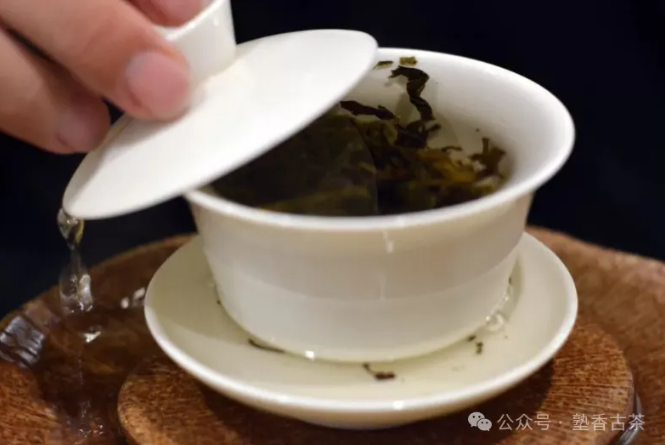 普洱茶的回甘“苦盡甘來(lái)”