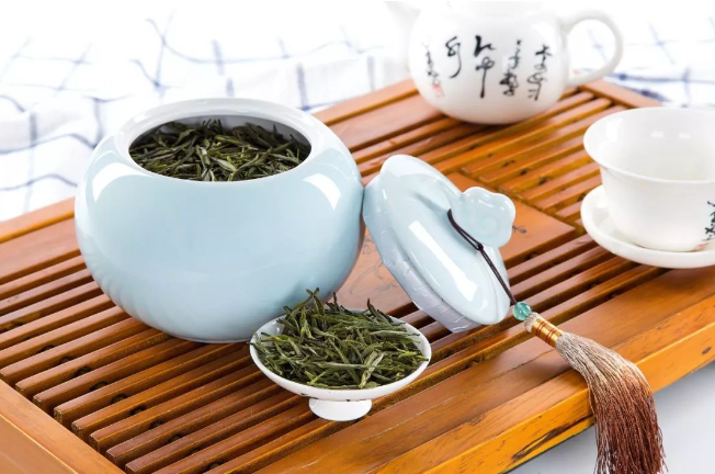 夏季多飲綠茶，來(lái)看看正確沖泡法！