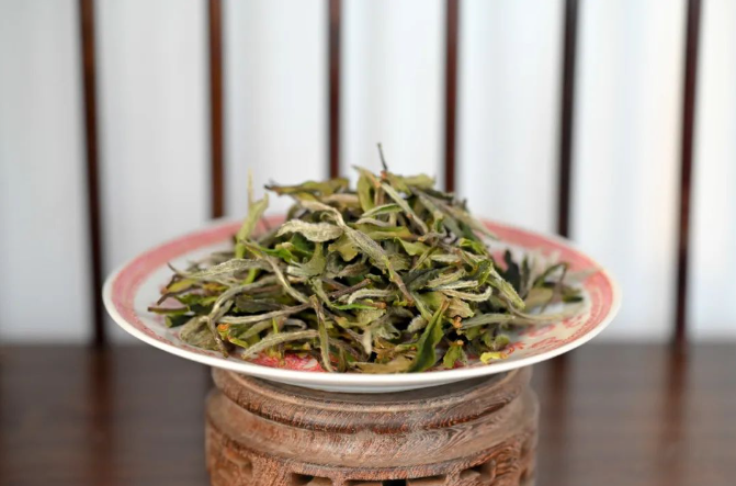 越貴的茶反而越清淡？